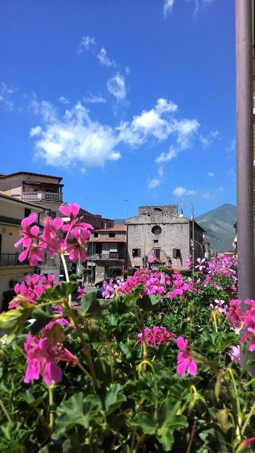 Casa Vacanze The Flea'S Home フォンディ エクステリア 写真